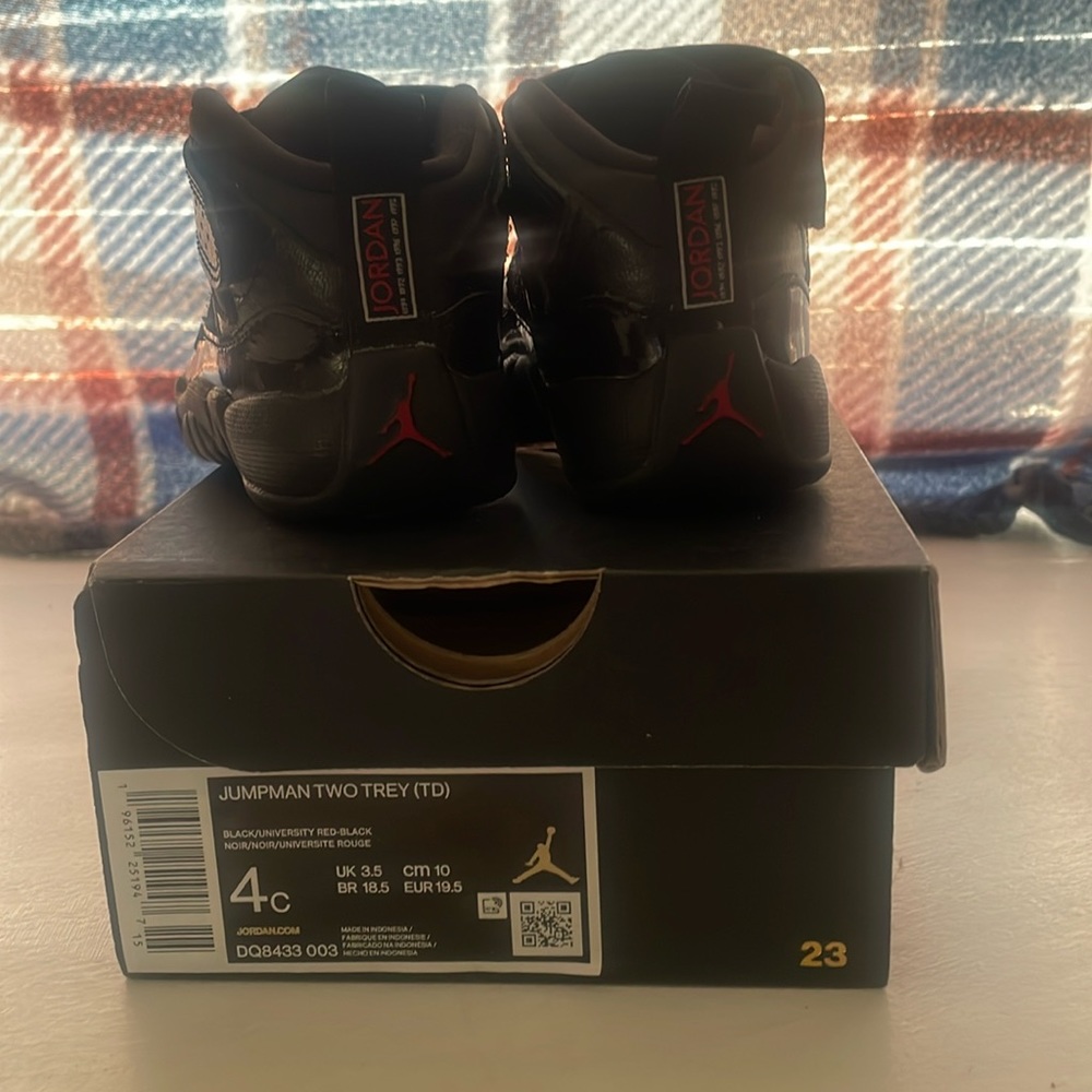 Jumpman Two Trey (TD) JORDANs 4C